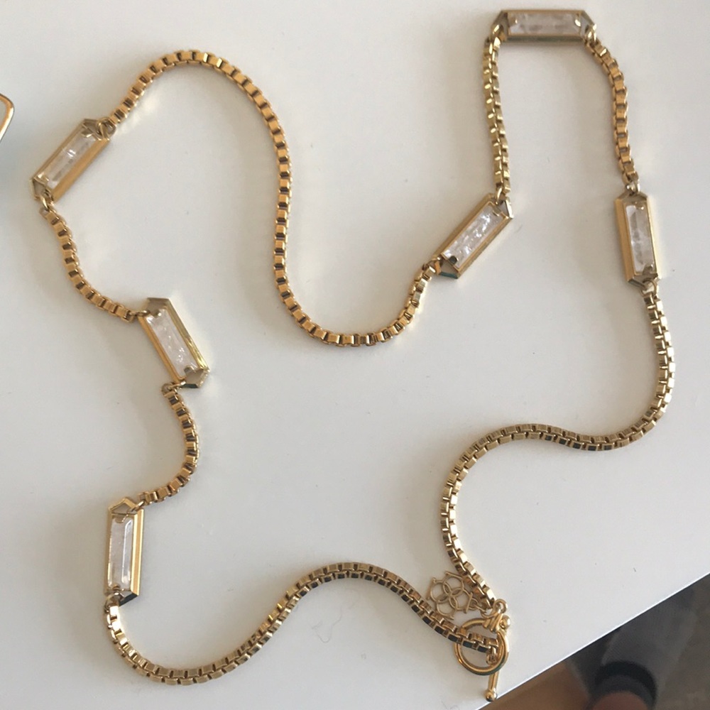 Banana republic necklace